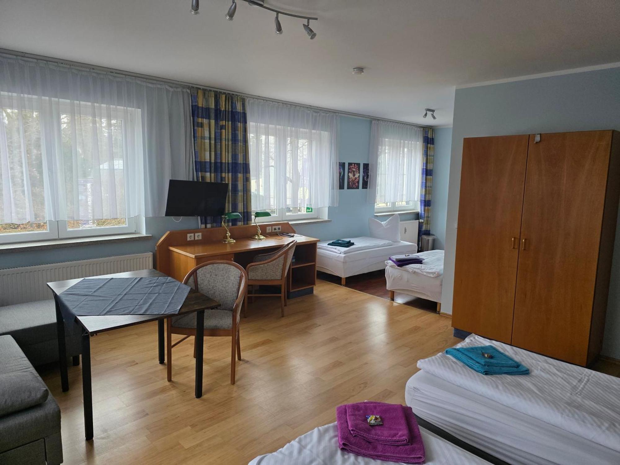 Pension Am Filmpark Potsdam Dış mekan fotoğraf